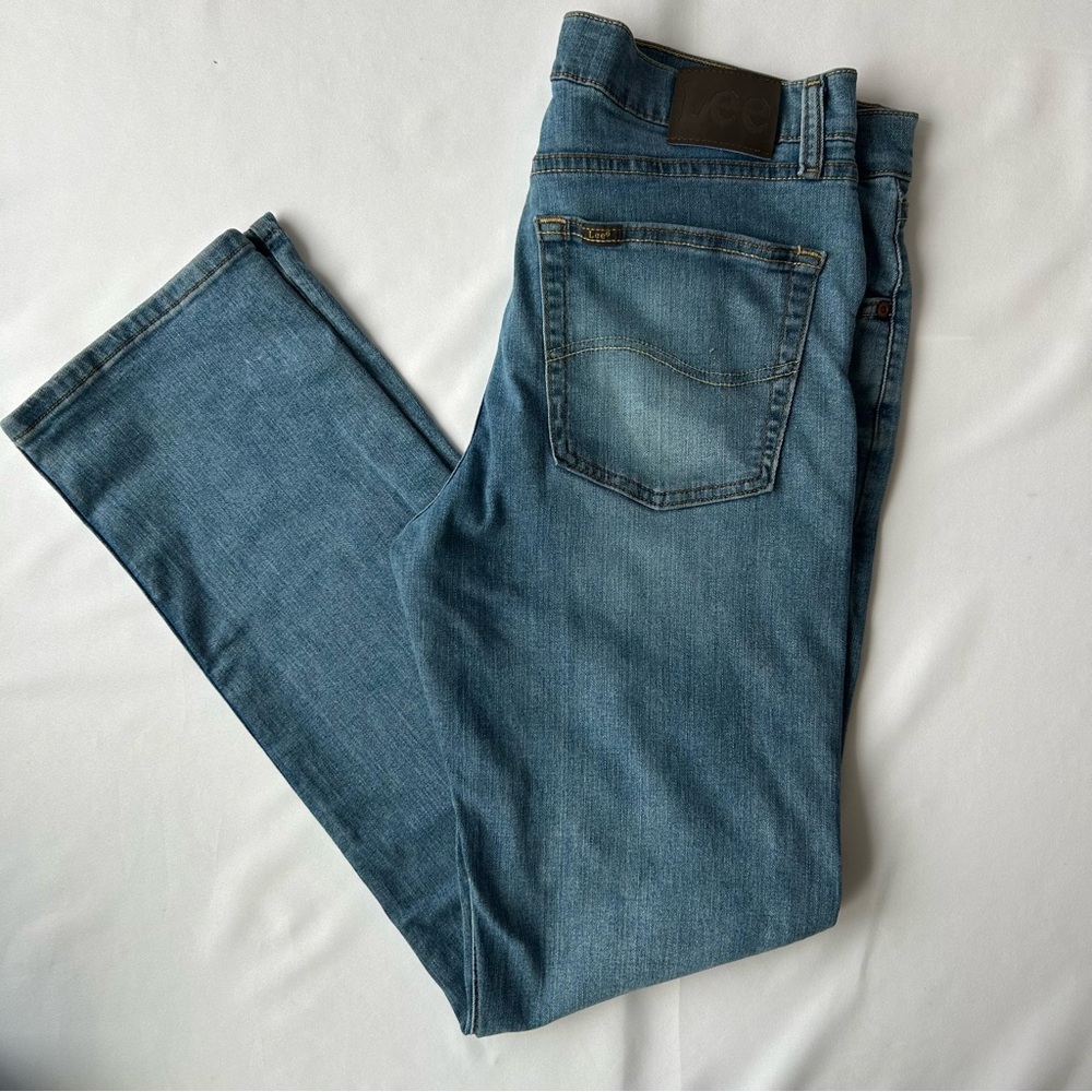 Lee Men's Medium Blue Straight Jeans